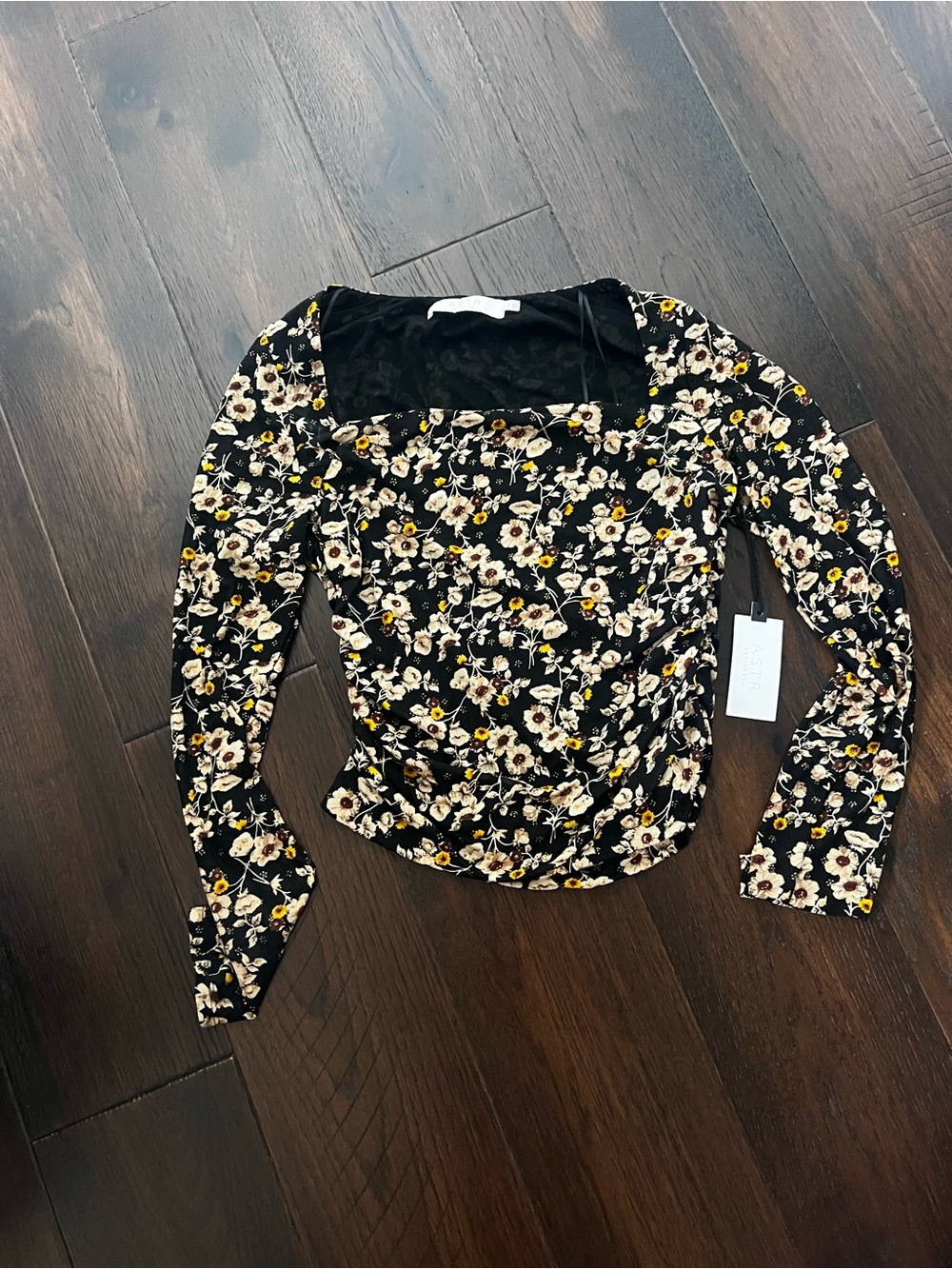 Demelza top floral